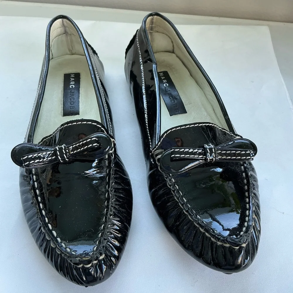 Marc Jacobs Shiny Black Loafers with Bow Detail